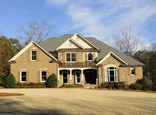 5927 Manor View Ln, Flowery Branch, GA 30542