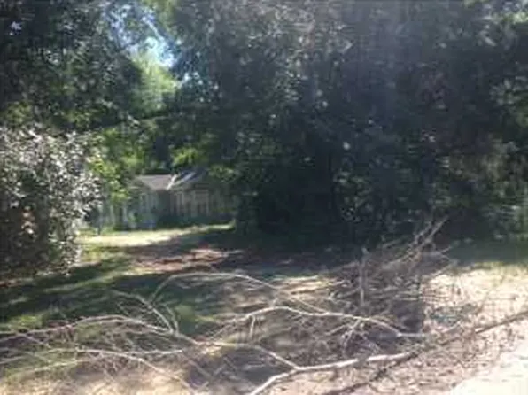 1851 Boykin Blvd, Mobile, AL 36605