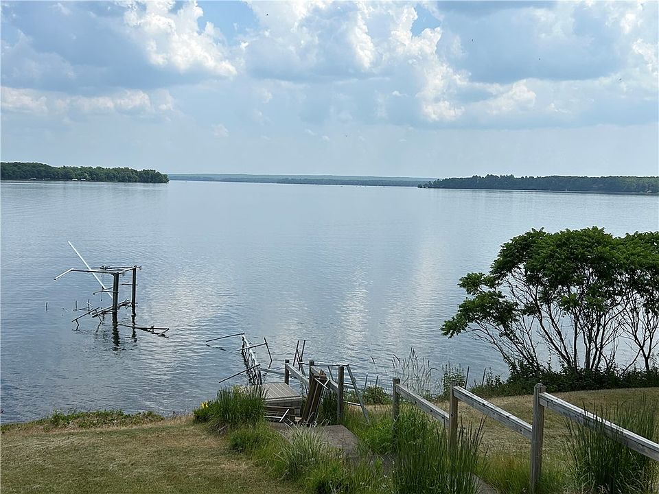 2nd image of 15765 W Lake Shore Road
