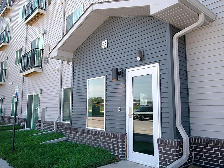 Heartland Flats — Photo 25