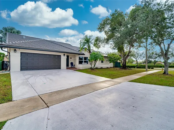 16292 NW 13th Street, Pembroke Pines, FL 33028