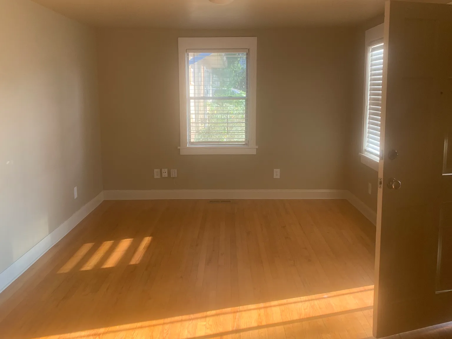 2 bed, 936 sqft, $1,500 — Photo 4