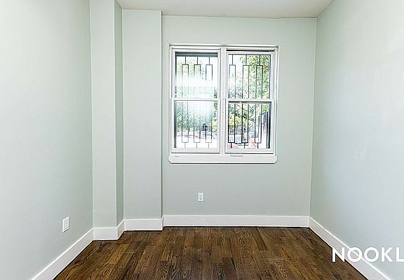 5th image of 238 Pulaski St #1F