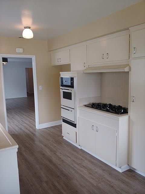 1st image of 504 Avenue F #A