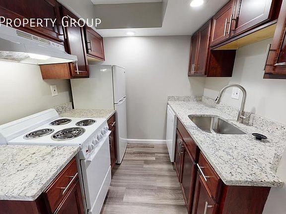 3rd image of 60 W 8th Ave APT B1