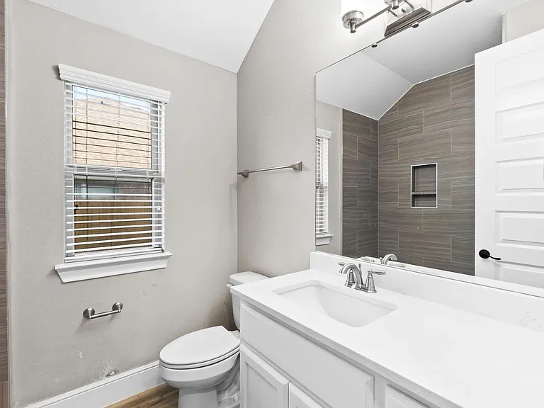 9707 Highland Pointe Dr — Photo 26