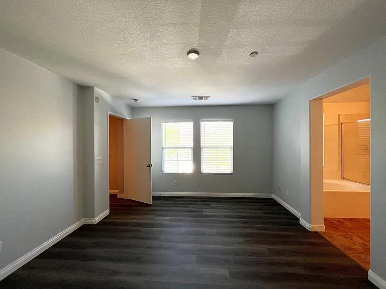 8090 Cornwall Ct #68 — Photo 13