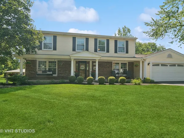 1101 S Nightingale Dr, Palatine, IL 60067