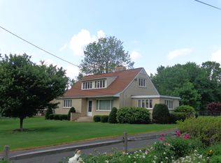 766 N Keel Ridge Rd, Hermitage, PA 16148