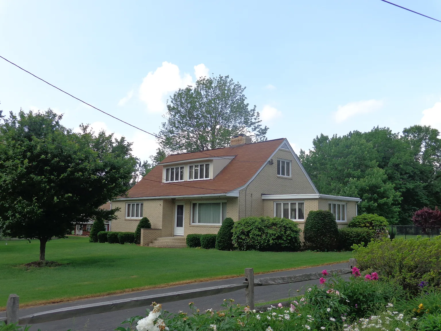 766 N Keel Ridge Rd photo 1