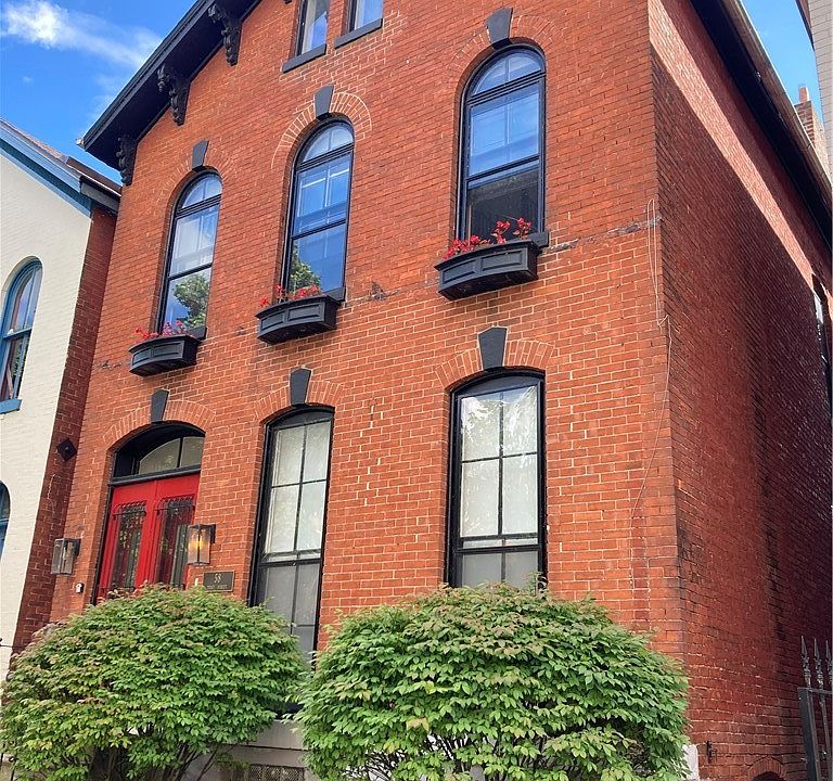 1st image of 58 Tracy St #1