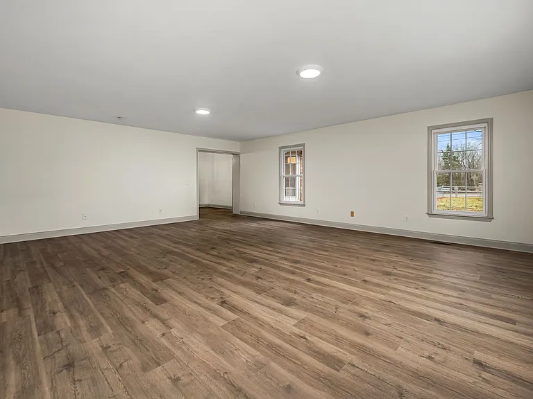 1015 Brinkley Rd — Photo 24