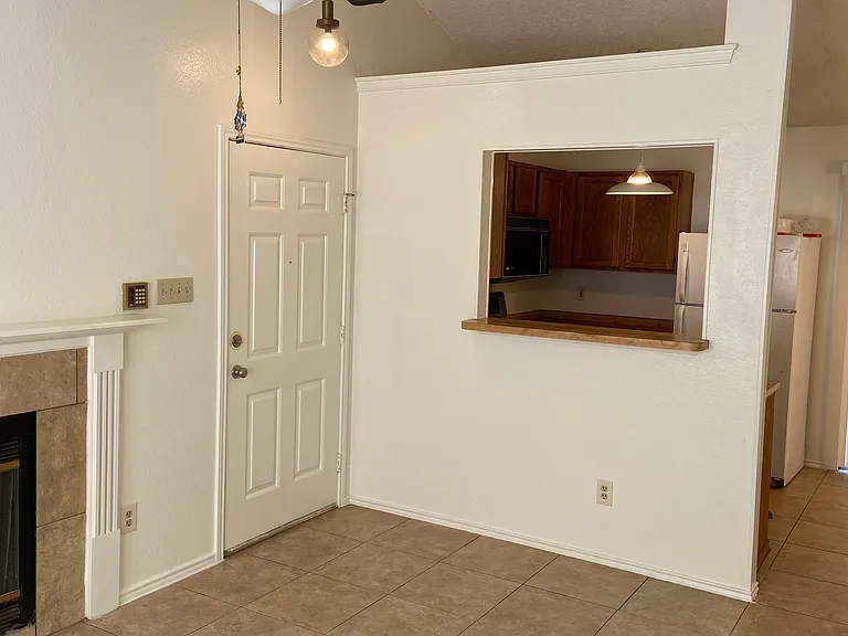 10254 Dover Rdg #501 — Photo 3