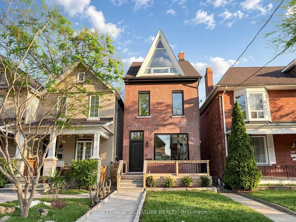 149 Victor Ave, Toronto, ON M4K 1A9