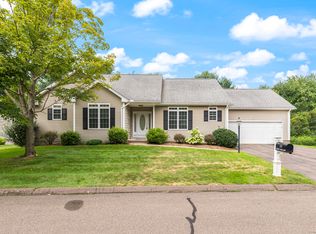 25 Quail Holw #25, Enfield, CT 06082