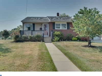402 W Washington Ave, Magnolia, NJ, 08049