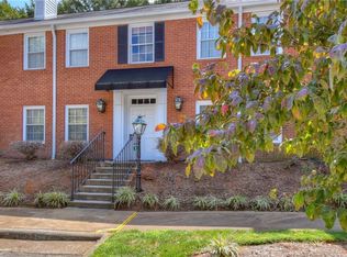 380 Hanover Arms Ct APT A, Winston Salem, NC 27104