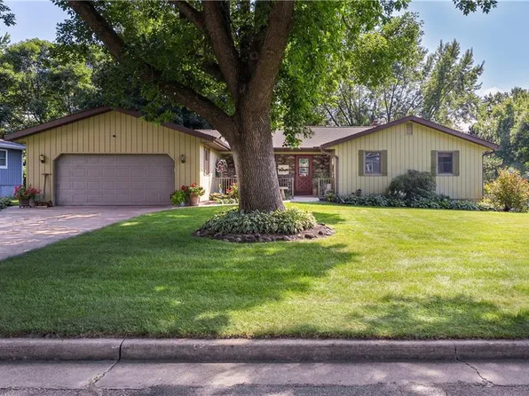 2215 Hatch Street, Eau Claire, WI 54701
