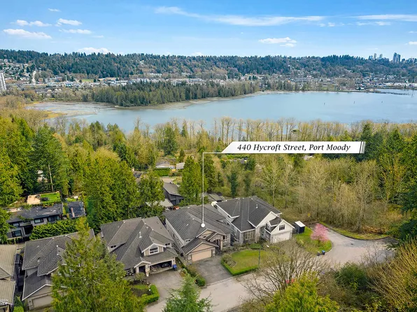 440 Hycroft St, Pt Moody, BC V3H 5M7