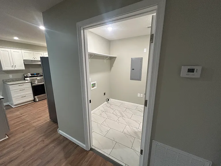 205 Coakley St — Photo 10