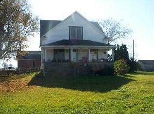 11593 Berry Rd, Blissfield, MI 49228