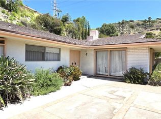 2463 Las Positas Rd, Glendale, CA 91208