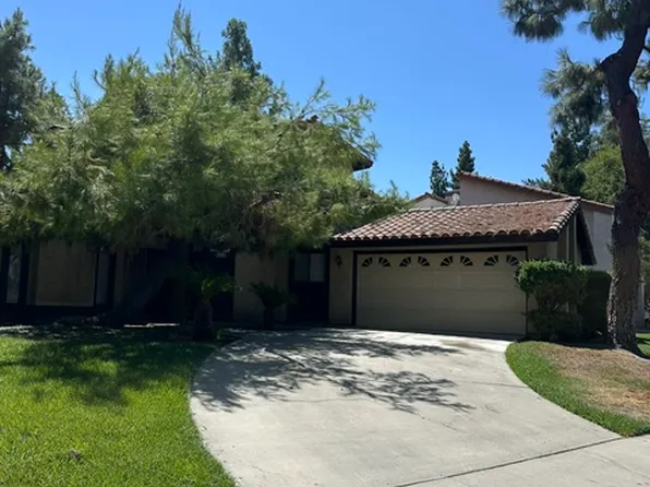 4162 Pinewood Lake Dr, Bakersfield, CA 93309