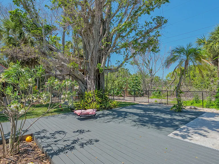 5401 Shadow Lawn Dr — Photo 19