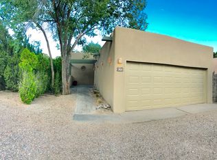 269 Cuesta Del Norte Dr, Santa Fe, NM 87501