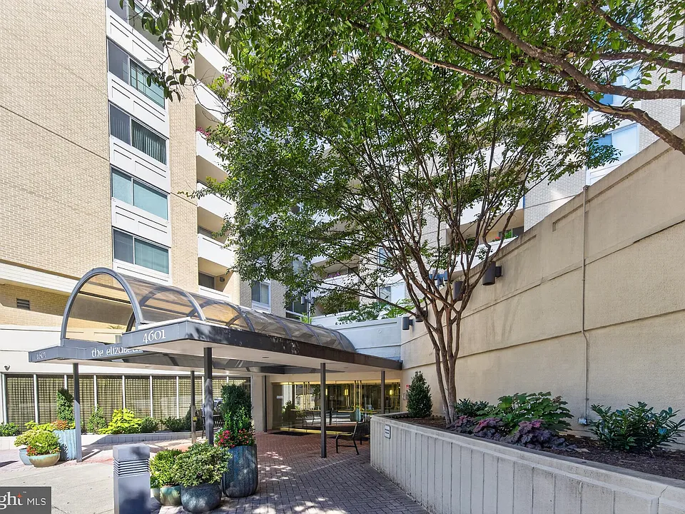4601 N Park Ave #814P