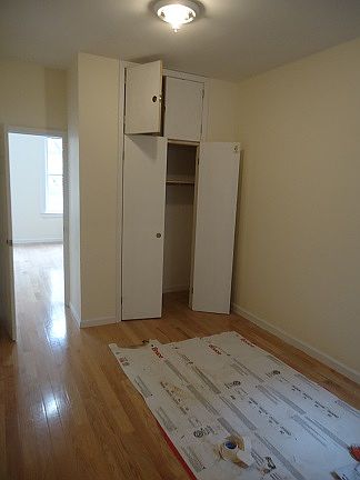 1st image of 3252 48th St APT 2R