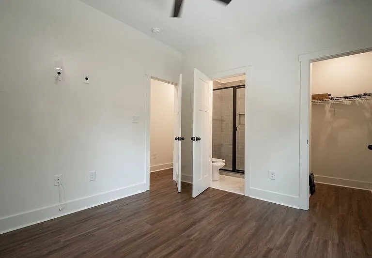 382 N Chase St — Photo 13