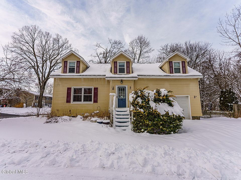1st image of 249 Lorraine Ave