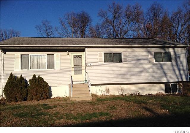 1st image of 14 Anderson Dr