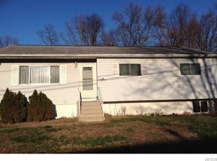 14 Anderson Dr, Stony Pt, NY 10980