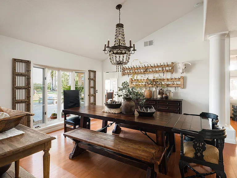 Country Rose Cir — Photo 19