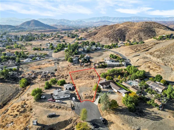 28193 Dakota Dr #17, Quail Valley, CA 92587