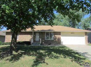 2831 SW Dukeries Rd, Topeka, KS 66614