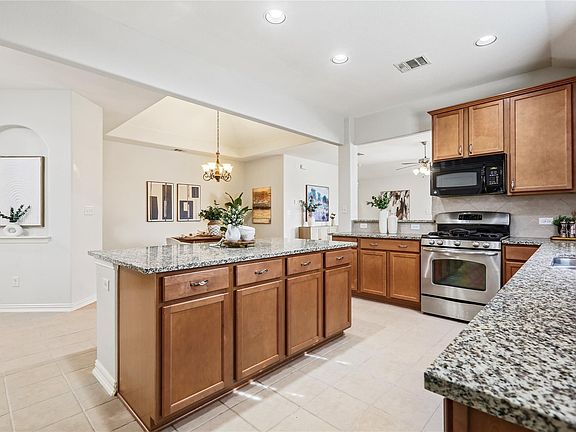 5th image of 3900 Brean Down Rd