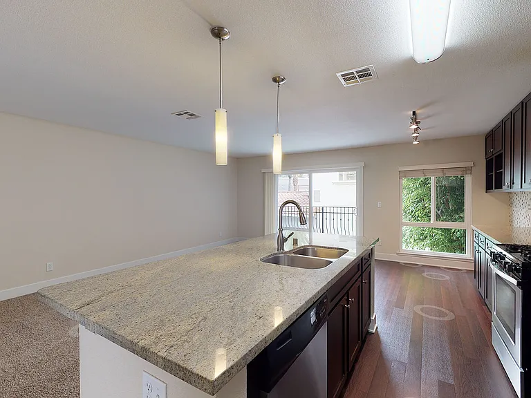 27 Seventy Five Mesa Verde — Photo 132