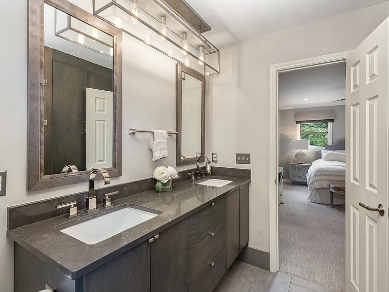 418 Olmsted Park Pl — Photo 13