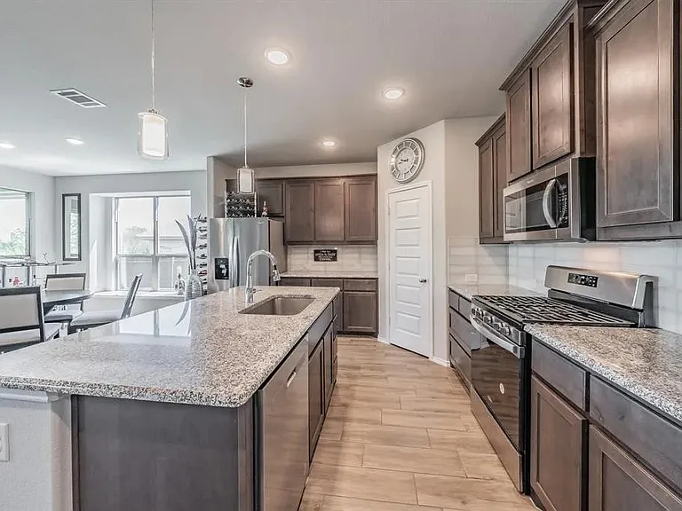 1132 Deer Ridge Dr — Photo 35