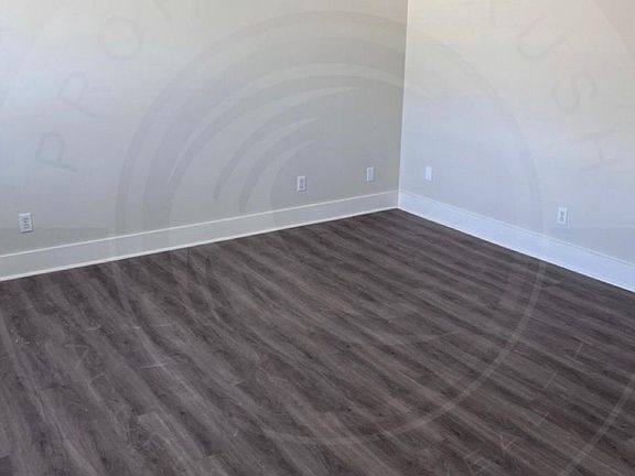 2nd image of 4727 Tessie Ln #4727