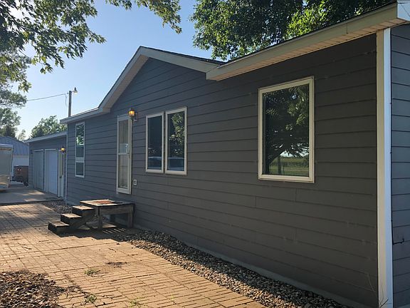 3rd image of 1648 260th St