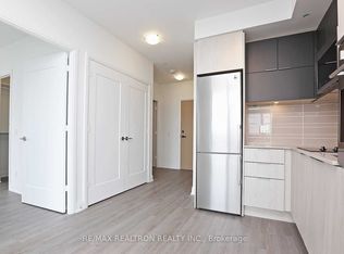 1 Belsize Dr #811, Toronto, ON M4S 0B9