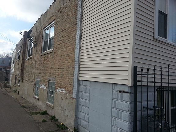 4th image of 814 N Saint Louis Ave