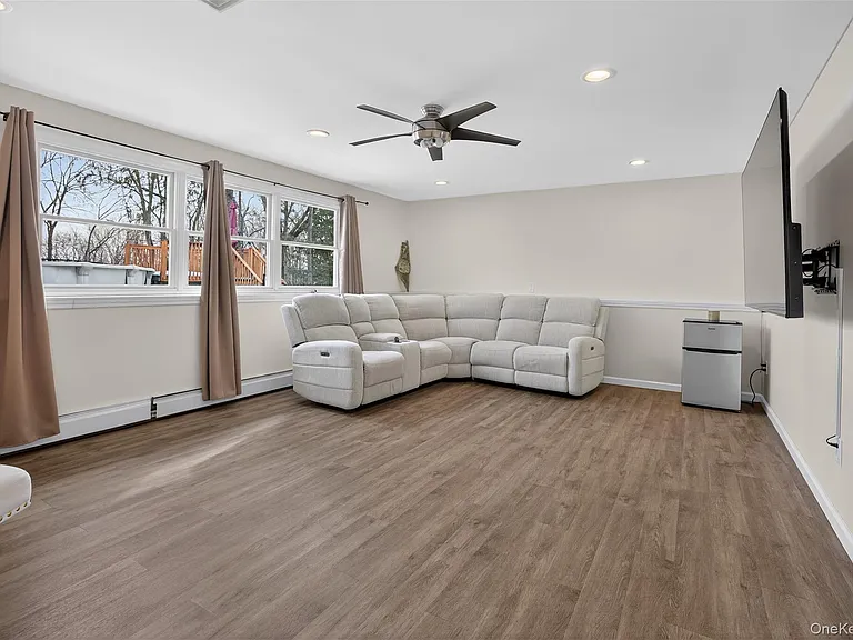 4 Millard Cir — Photo 26