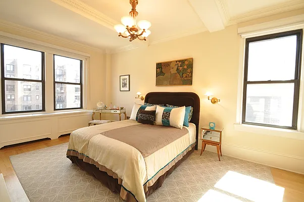 Sold by Corcoran | media 6