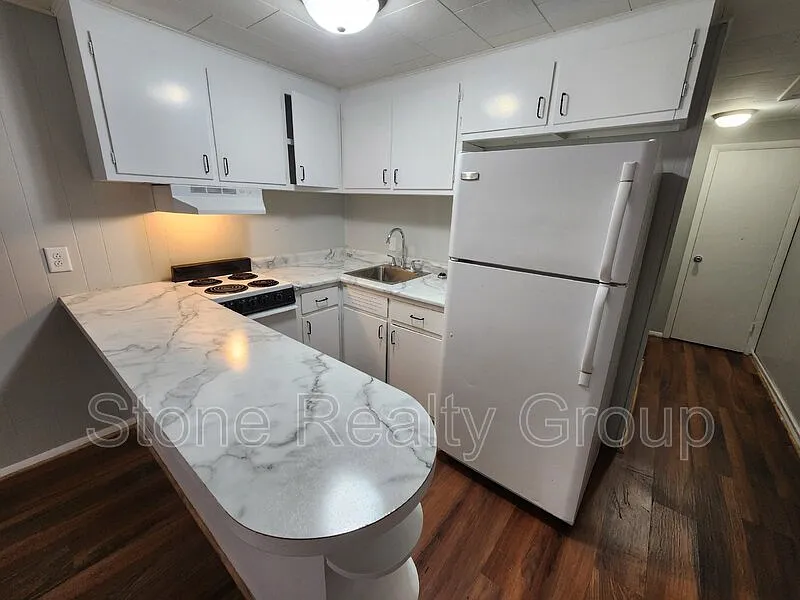 1 bed, 1.0 bath, $705 — Photo 3