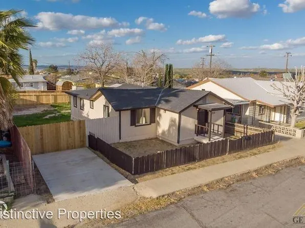 210 East St, Taft, CA 93268